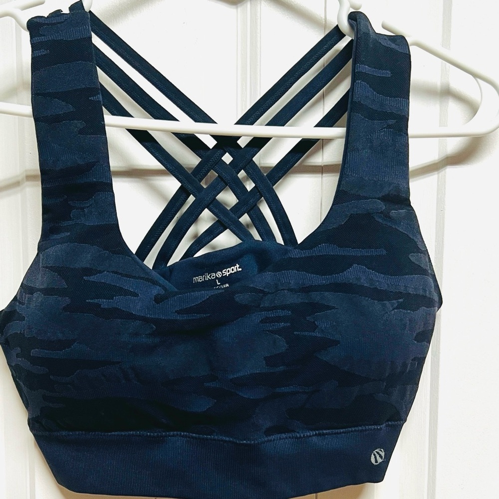 Marika Two Tone Camouflage Crisscross Sports Bra Size L